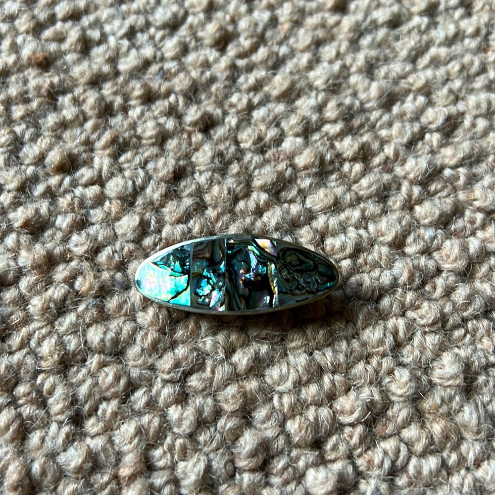 Mother of pearl hair clip